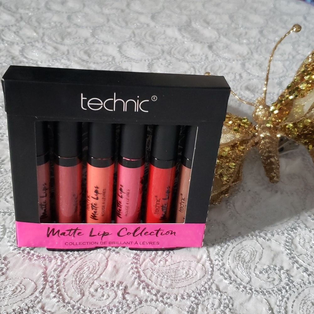 Matte lip collection